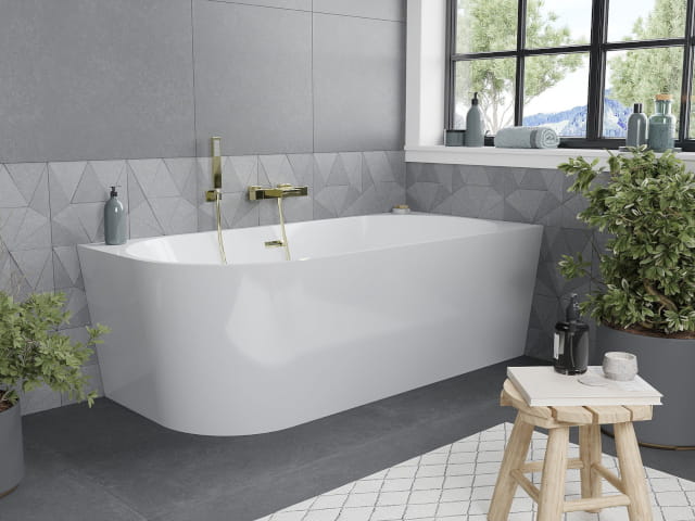 Freestanding Corner Bath 170 cm