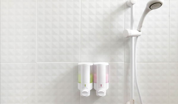 At what height should you install a soap dish?
