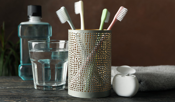 Where to place free-standing dental cleaning accessories?