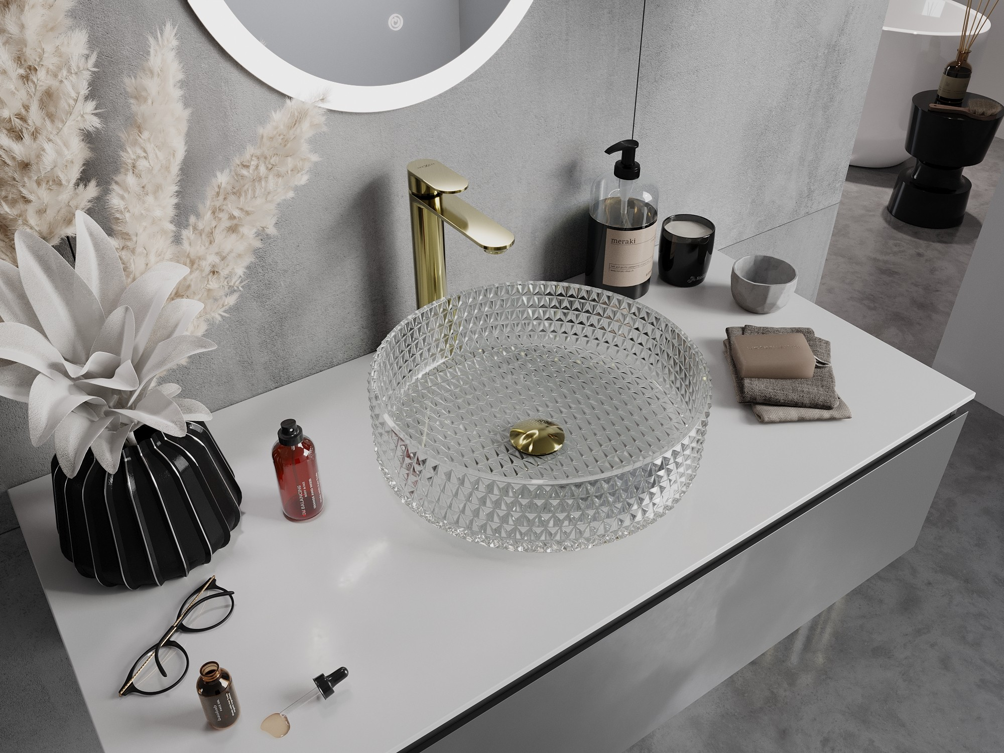 Elegant Glamour Bathroom – Glass and Gold Details