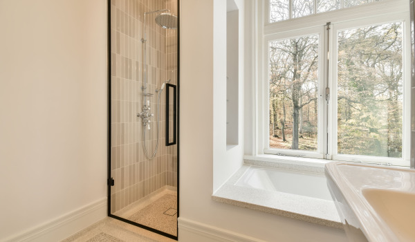 How to save water in the shower - product solutions worth applying