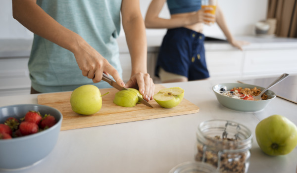 How to get rid of fruit flies from the kitchen? 5 proven ways