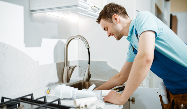 How to replace a sink plug?